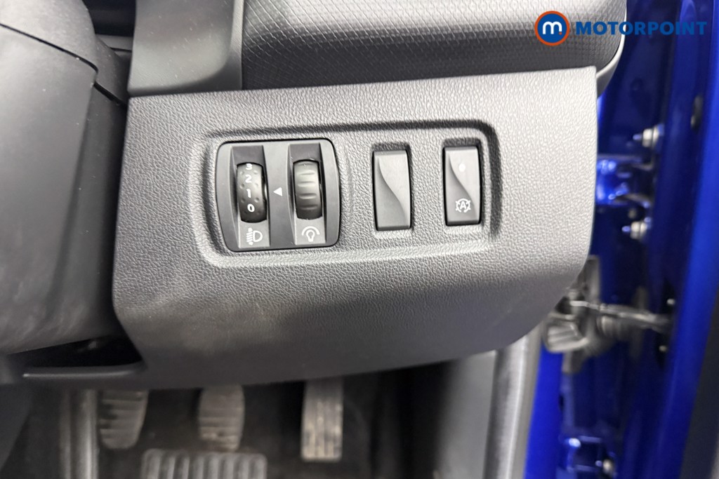 Used Renault Clio 2018 for sale - 77404225: Photo 24