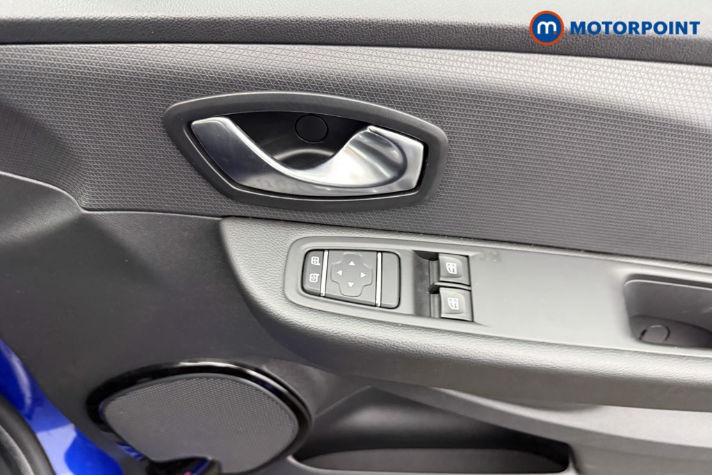 Used Renault Clio 2018 for sale - 77404225: Photo 25