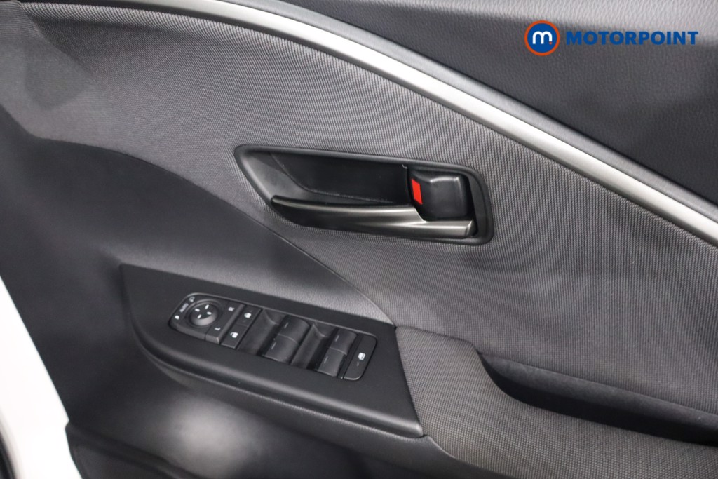 Used Toyota C-HR 2024 for sale - 77259300: Photo 31