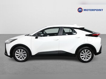 Used Toyota C-HR 2024 for sale - 77259300: Photo