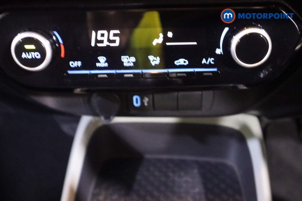 Used Toyota Aygo X 2024 for sale - 76653702: Photo 28