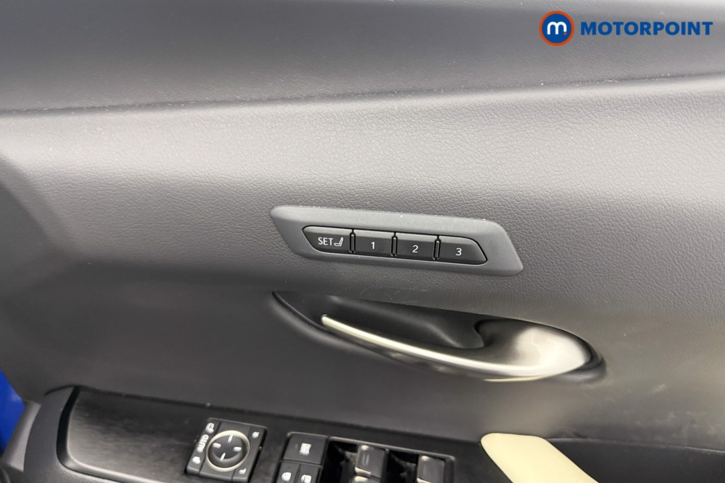 Used Lexus UX 2023 for sale - 77961220: Photo 19