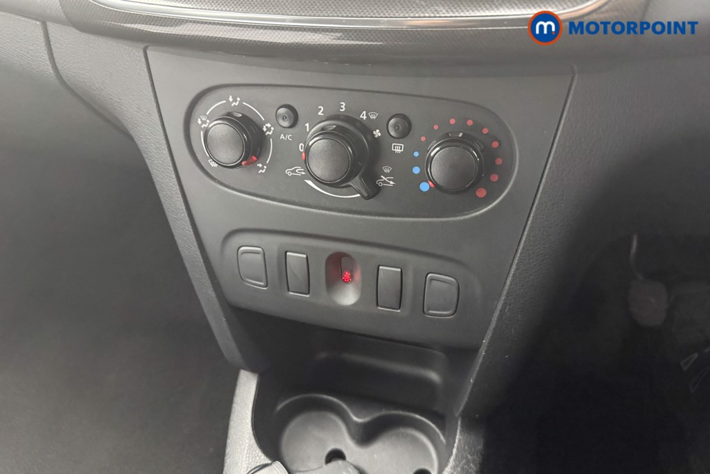 Used Dacia Sandero 2020 for sale - 76685170: Photo 12