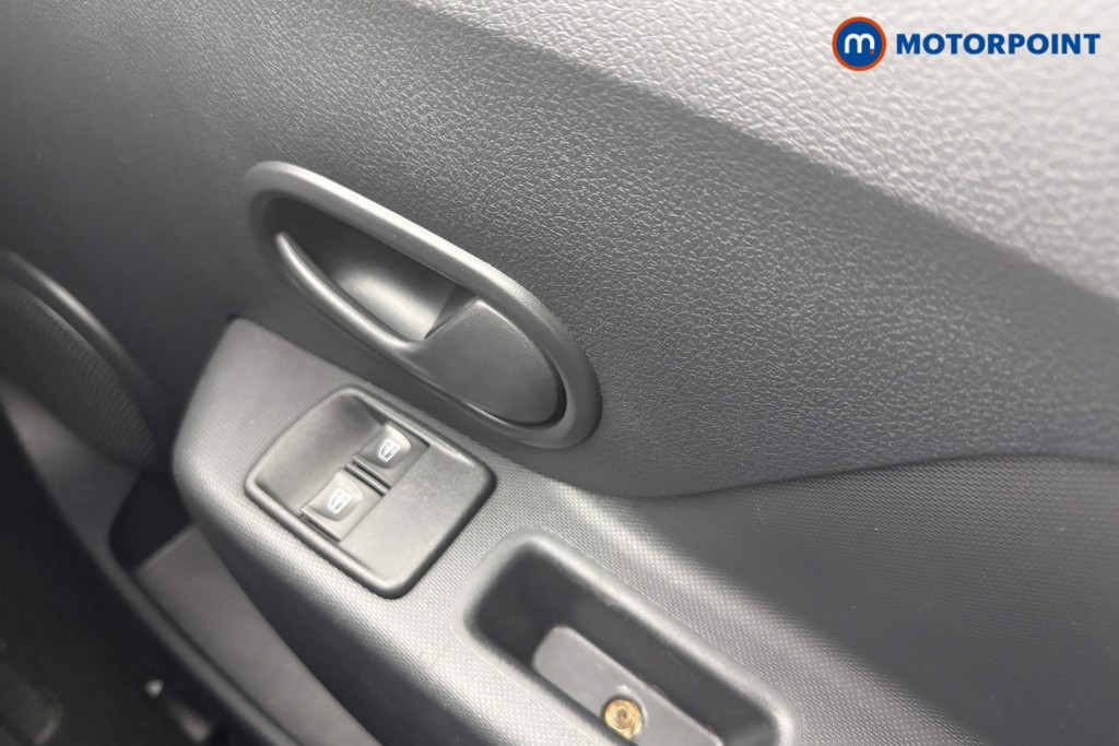 Used Dacia Sandero 2020 for sale - 76685170: Photo 14