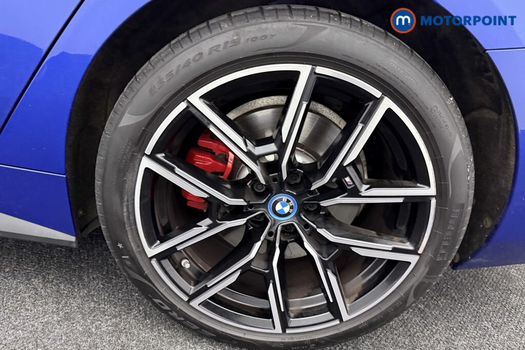 Used BMW i4 2023 for sale - 76946265: Photo 40