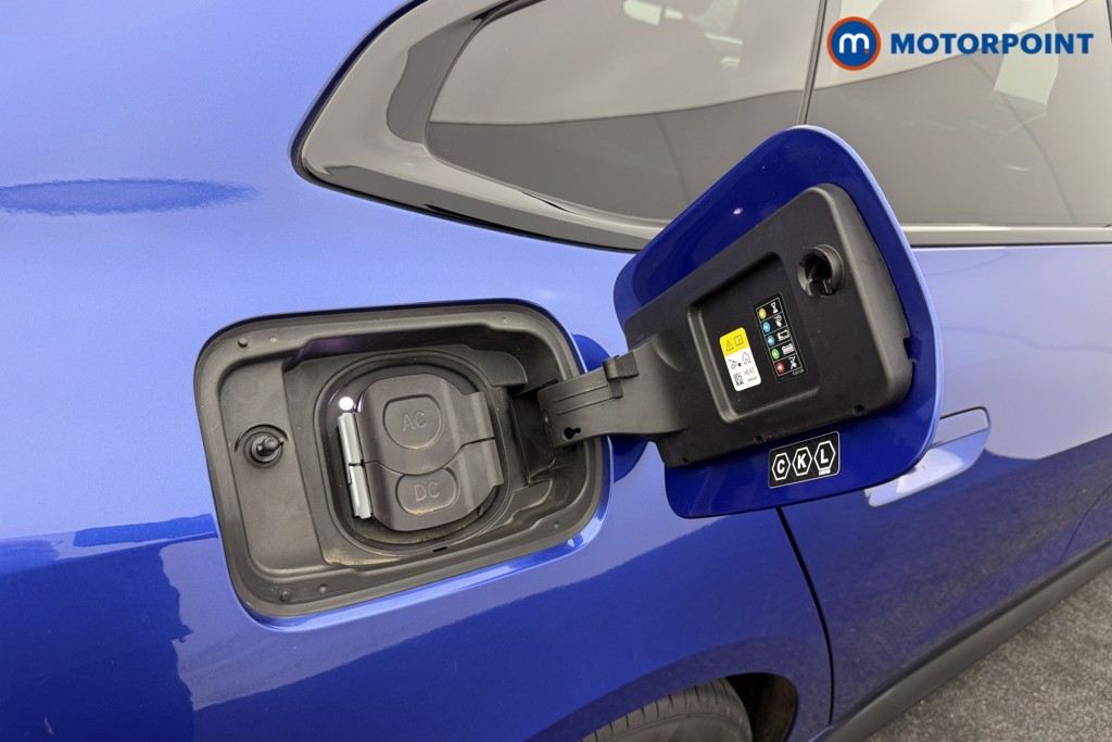 Used BMW i4 2023 for sale - 76946265: Photo 43