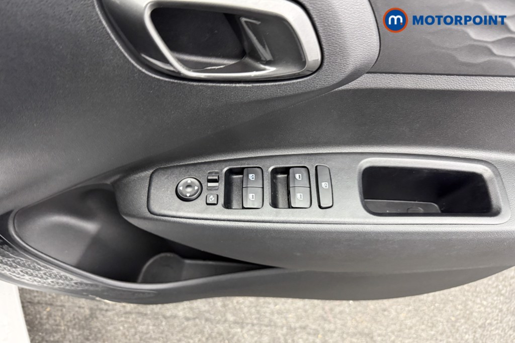 Used Hyundai i10 for sale - 77023638: Photo 24