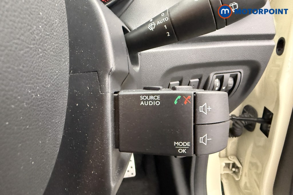 Used Renault Captur 2017 for sale - 77187190: Photo 19