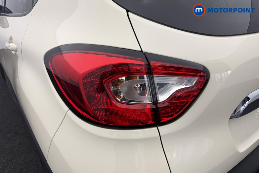 Used Renault Captur 2017 for sale - 77187190: Photo 32