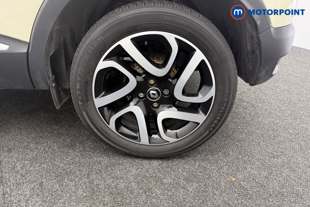 Used Renault Captur 2017 for sale - 77187190: Photo 39