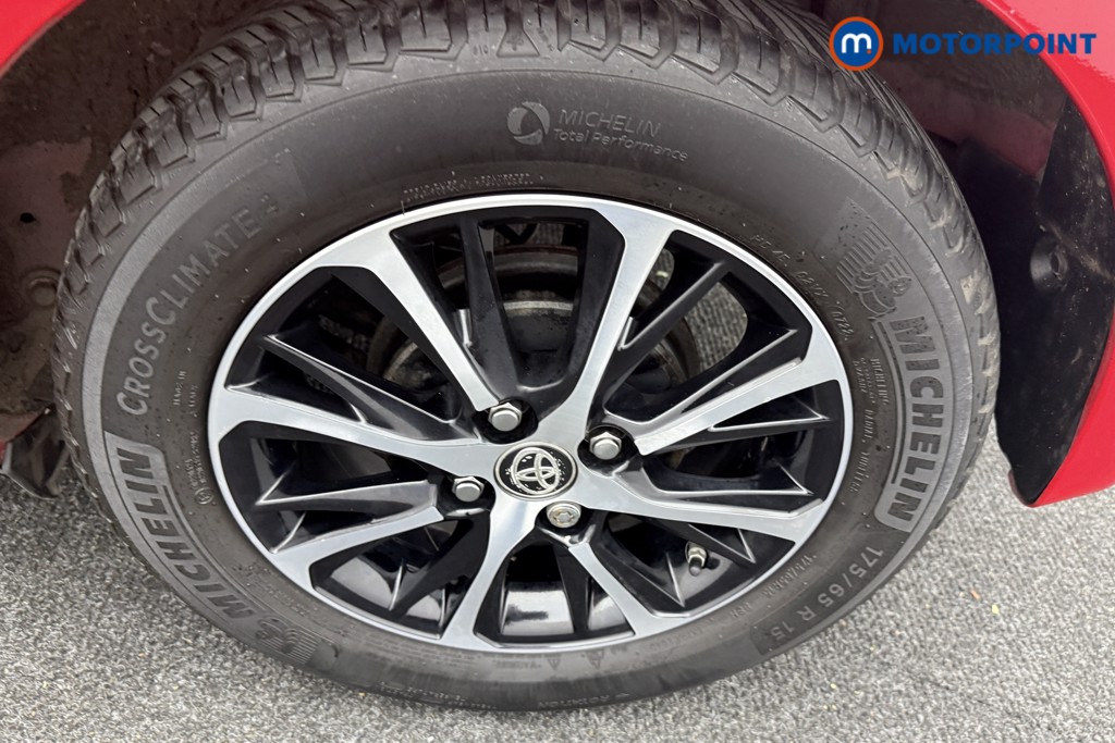 Used Toyota Yaris 2019 for sale - 76723165: Photo 35