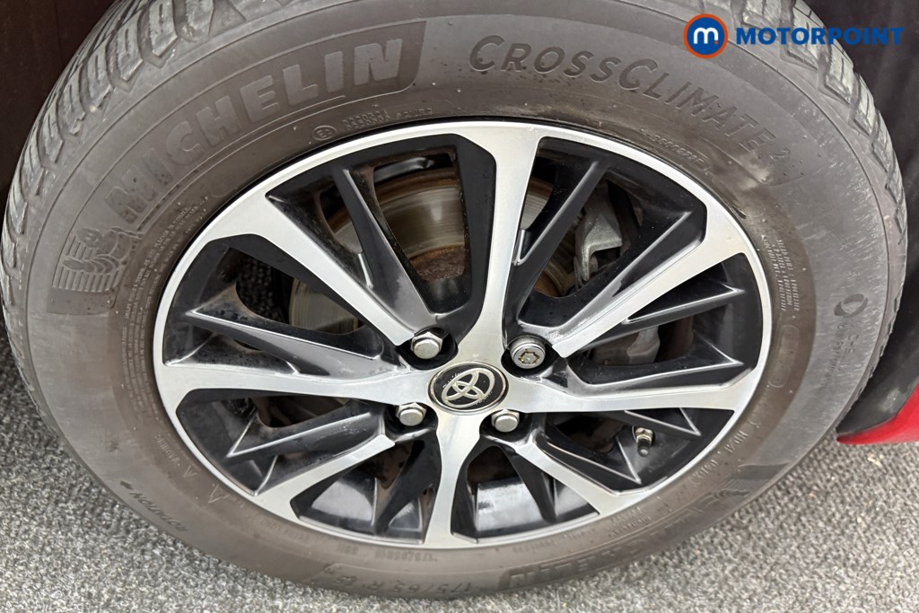 Used Toyota Yaris 2019 for sale - 76723165: Photo 37