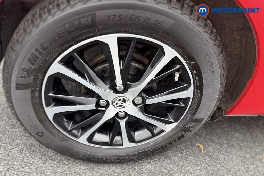 Used Toyota Yaris 2019 for sale - 76723165: Photo 38