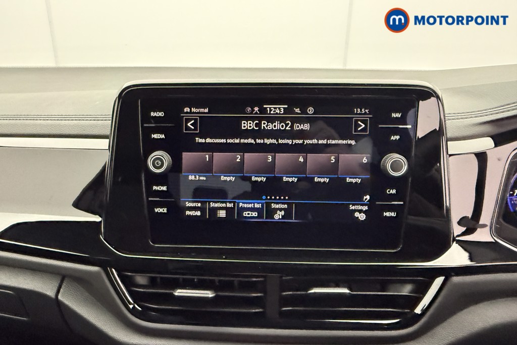 Used Volkswagen T-Roc 2025 for sale - 77297802: Photo 14