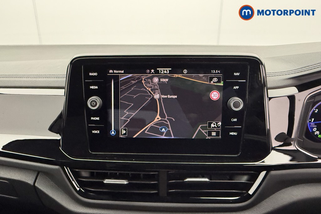 Used Volkswagen T-Roc 2025 for sale - 77297802: Photo 17