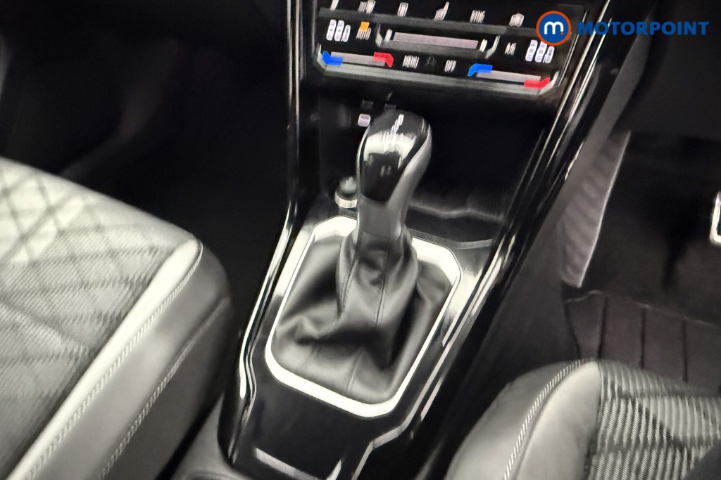 Used Volkswagen T-Roc 2025 for sale - 77297802: Photo 21