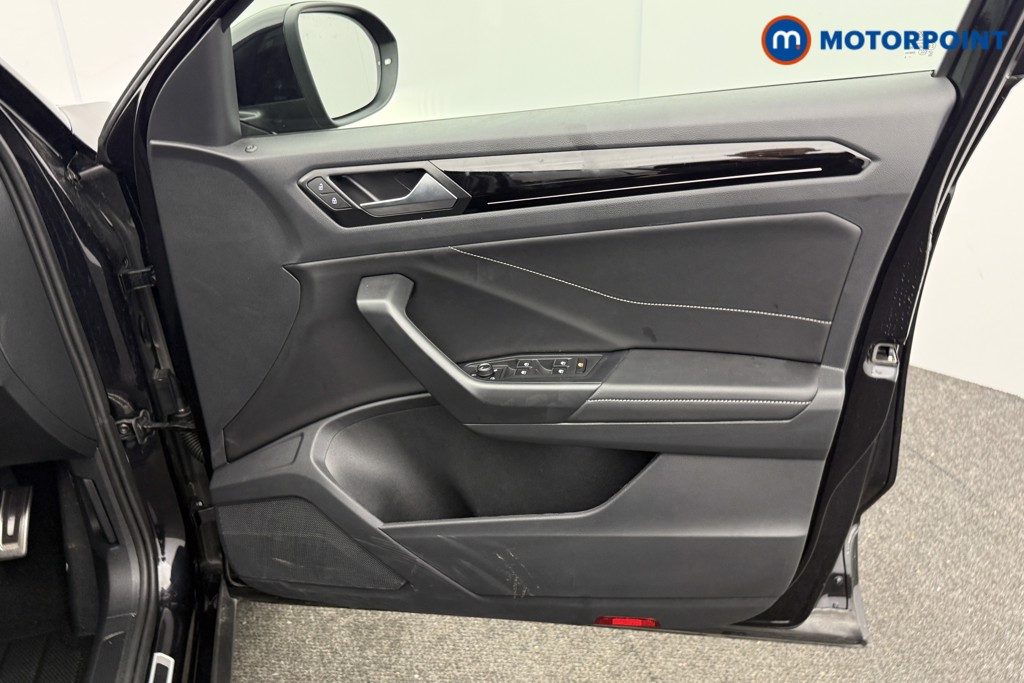 Used Volkswagen T-Roc 2025 for sale - 77297802: Photo 26