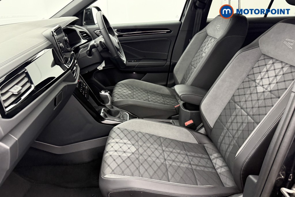 Used Volkswagen T-Roc 2025 for sale - 77297802: Photo 31