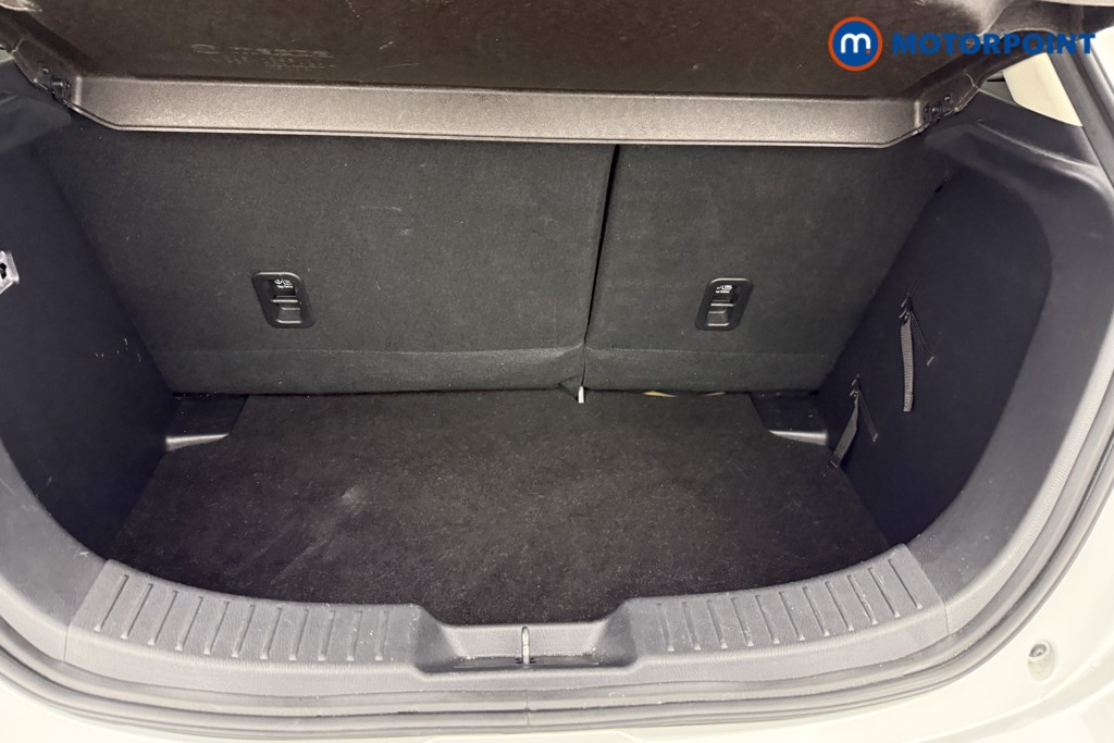 Used Mazda Mazda2 2023 for sale - 77219808: Photo 28