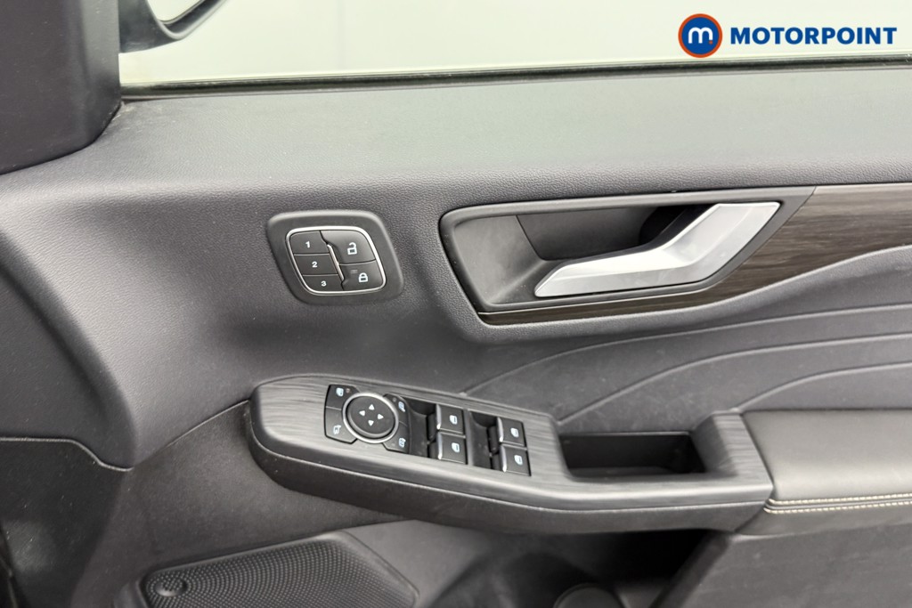 Used Ford Kuga 2023 for sale - 76610772: Photo 25