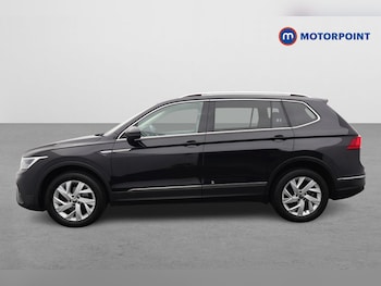 Used Volkswagen Tiguan Allspace 2023 for sale - 78960611: Photo