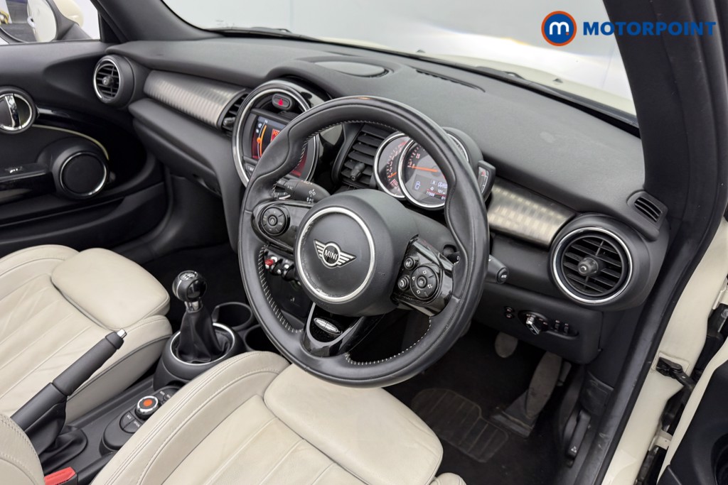 Used MINI Convertible 2019 for sale - 76746245: Photo 11