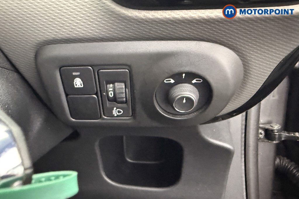 Used Citroen C4 Cactus for sale - 77842588: Photo 22