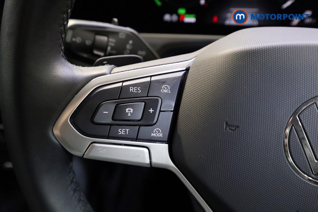 Used Volkswagen Passat 2025 for sale - 76394296: Photo 11