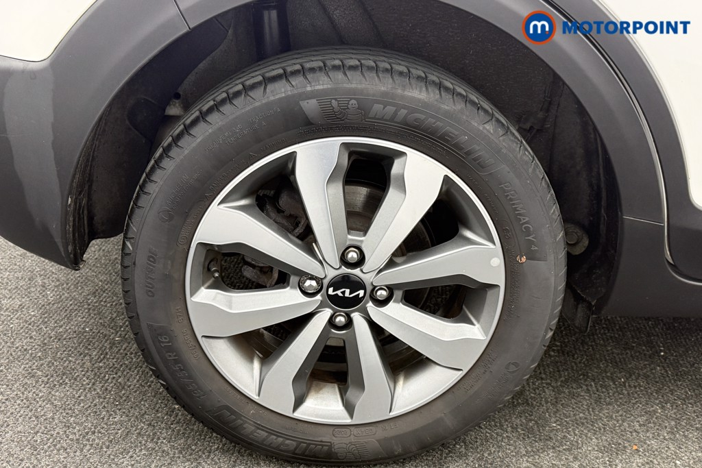 Used Kia Stonic 2023 for sale - 77819947: Photo 31