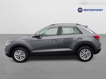 Used Volkswagen T-Roc 2023 for sale - 79312374: Photo