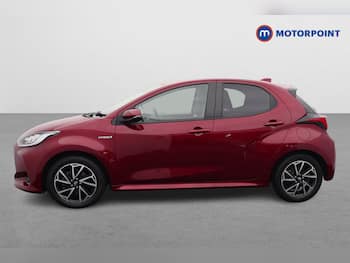 Used Toyota Yaris 2021 for sale - 79617560: Photo