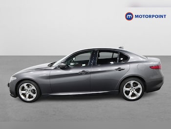 Used Alfa Romeo Giulia 2018 for sale - 76905567: Photo