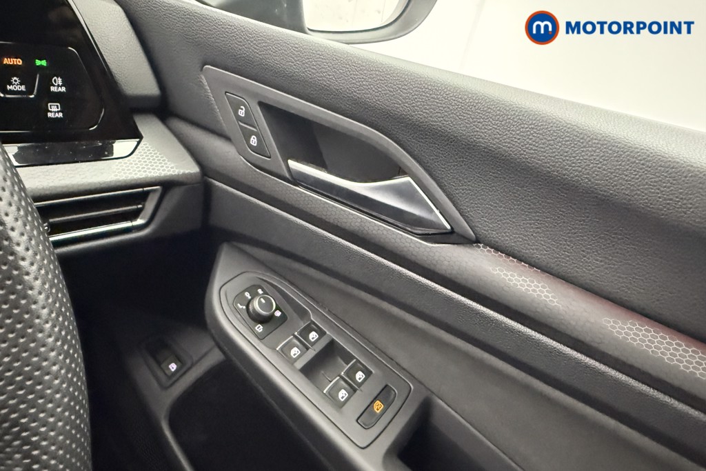 Used Volkswagen Golf 2023 for sale - 76394333: Photo 17