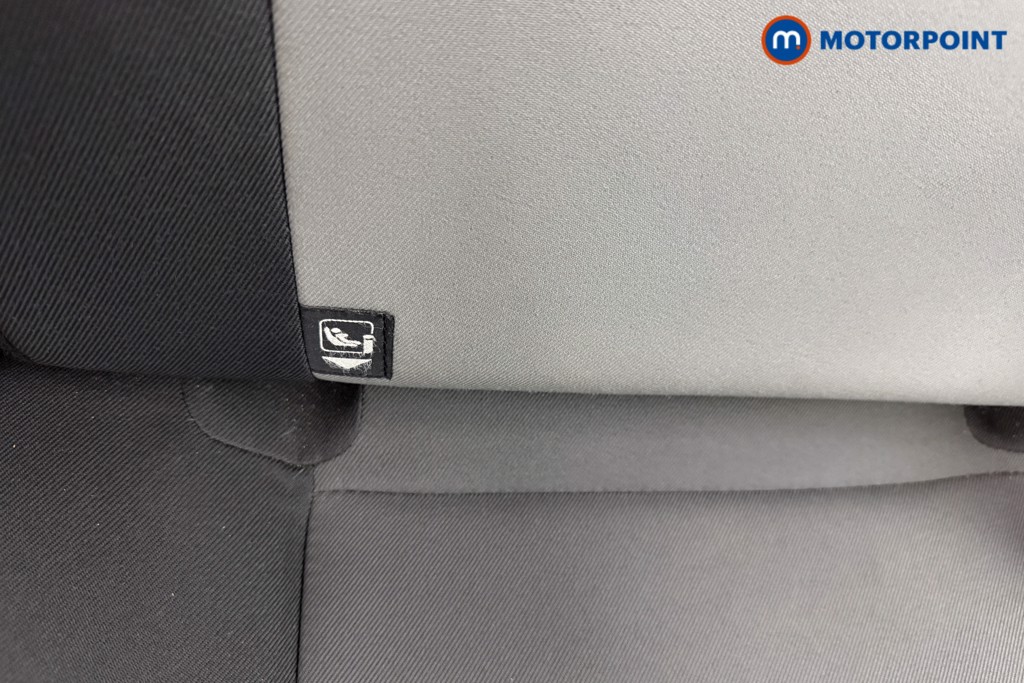 Used Toyota Yaris 2019 for sale - 78207198: Photo 27