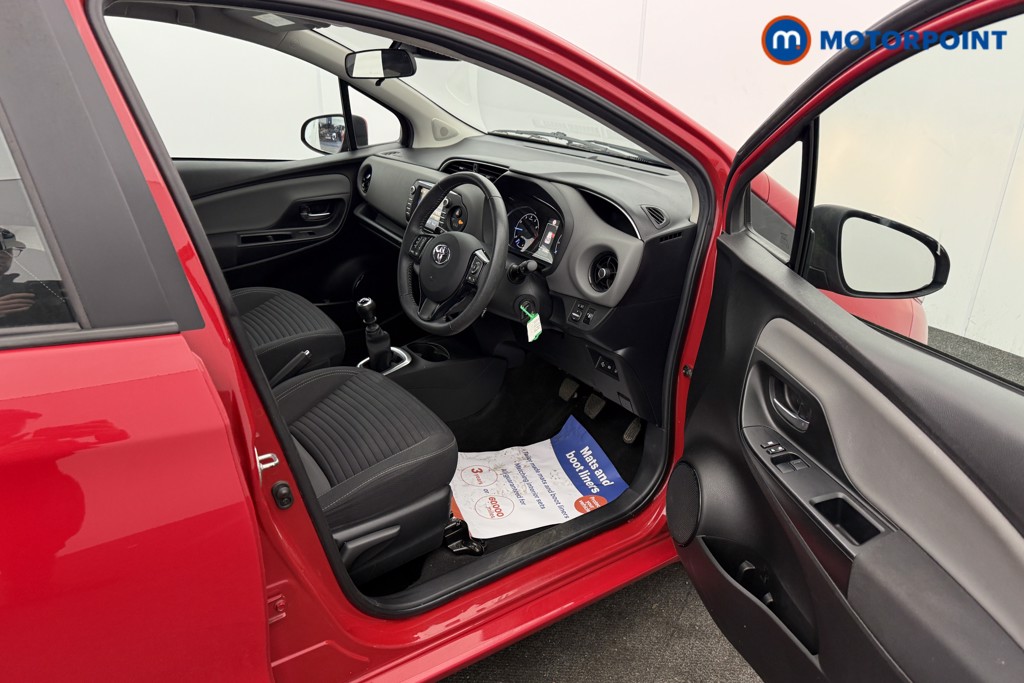 Used Toyota Yaris 2019 for sale - 78207198: Photo 9