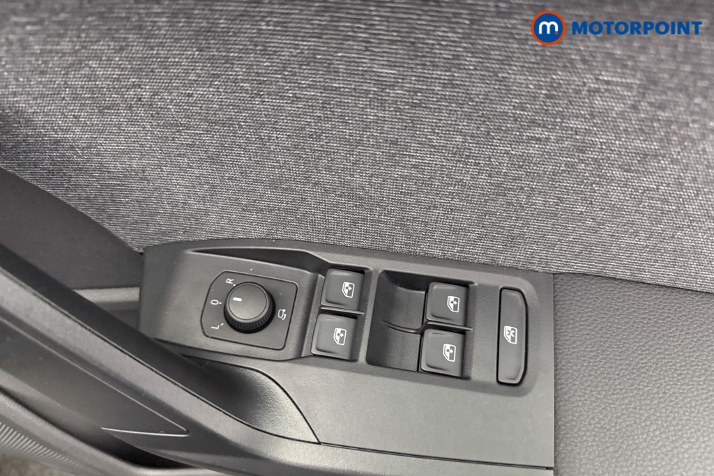 Used SEAT Arona 2024 for sale - 76641271: Photo 17