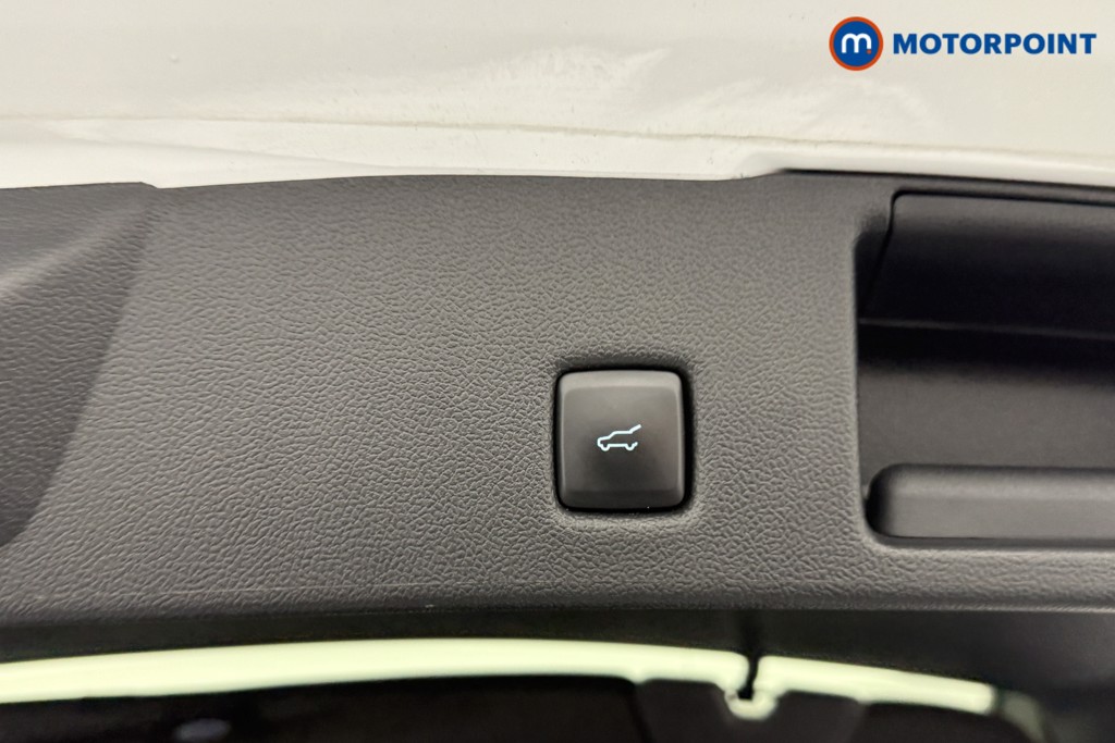 Used Ford Kuga 2022 for sale - 77045963: Photo 33