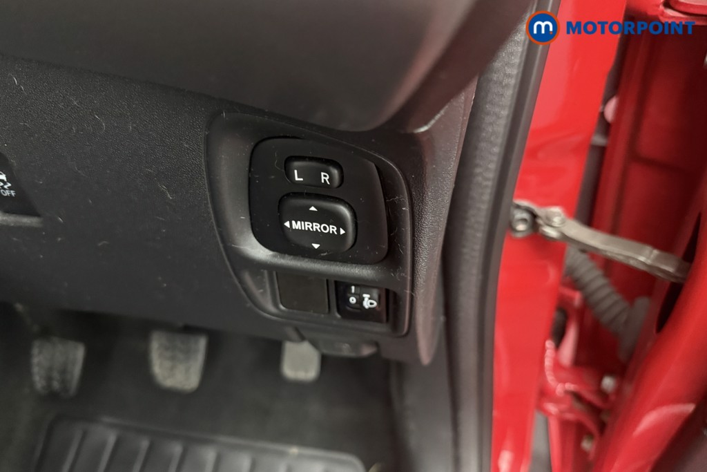 Used Toyota AYGO 2019 for sale - 77636500: Photo 19