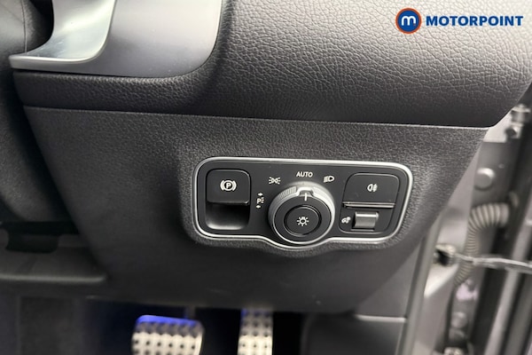 Used Mercedes-Benz GLB 2023 for sale - 76193613: Photo 21