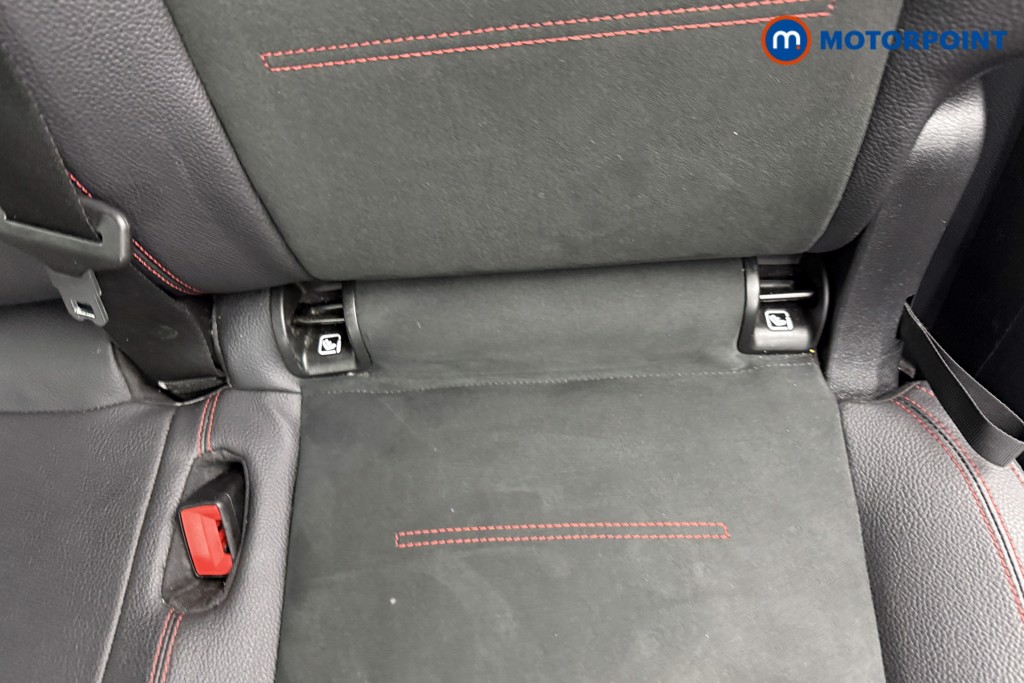 Used Mercedes-Benz GLB 2023 for sale - 76193613: Photo 31