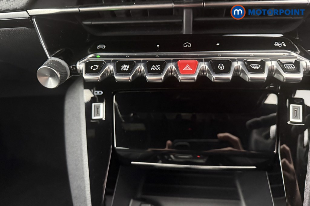 Used Peugeot 2008 2024 for sale - 76638336: Photo 24