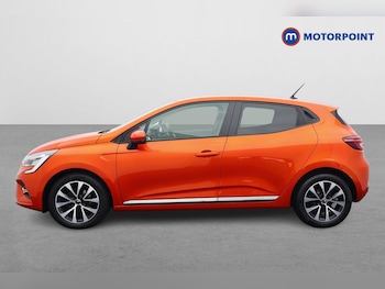 Used Renault Clio 2020 for sale - 76230145: Photo