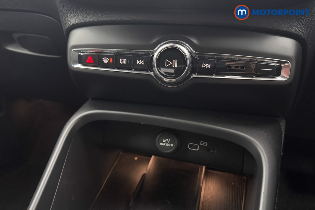 Used Volvo XC40 2022 for sale - 77312839: Photo 21