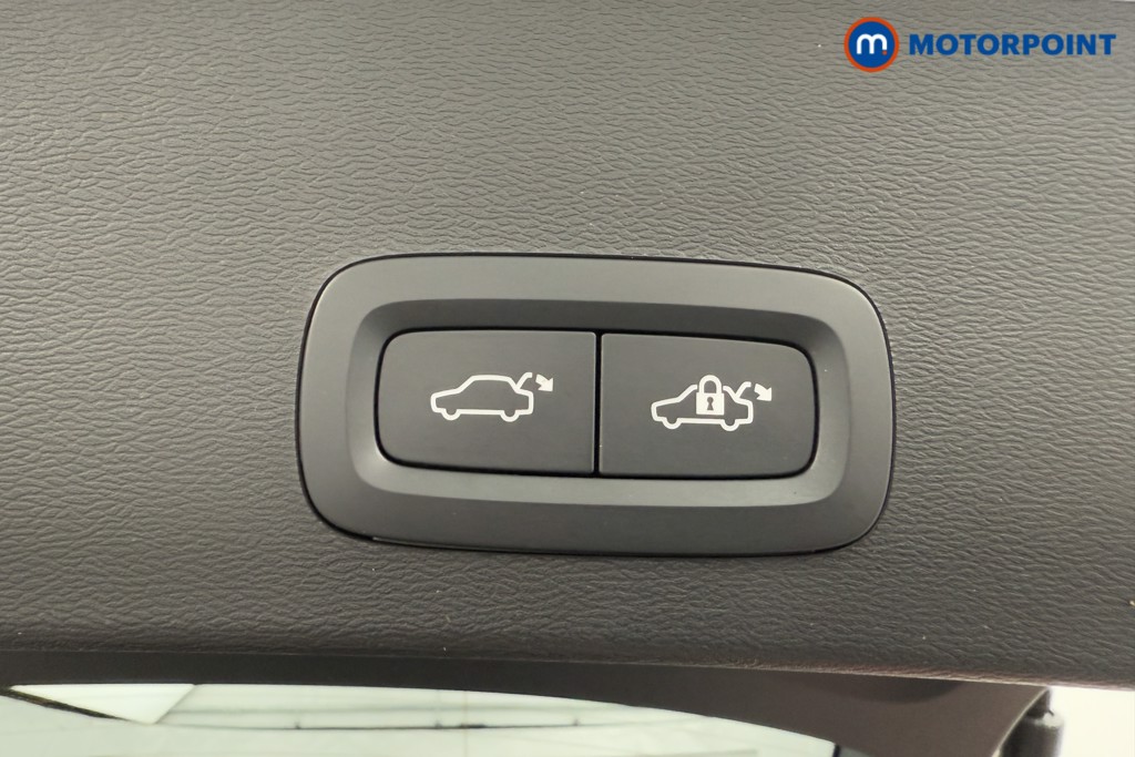 Used Volvo XC40 2022 for sale - 77312839: Photo 36