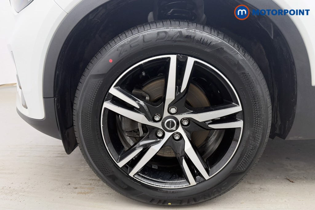 Used Volvo XC40 2022 for sale - 77312839: Photo 39