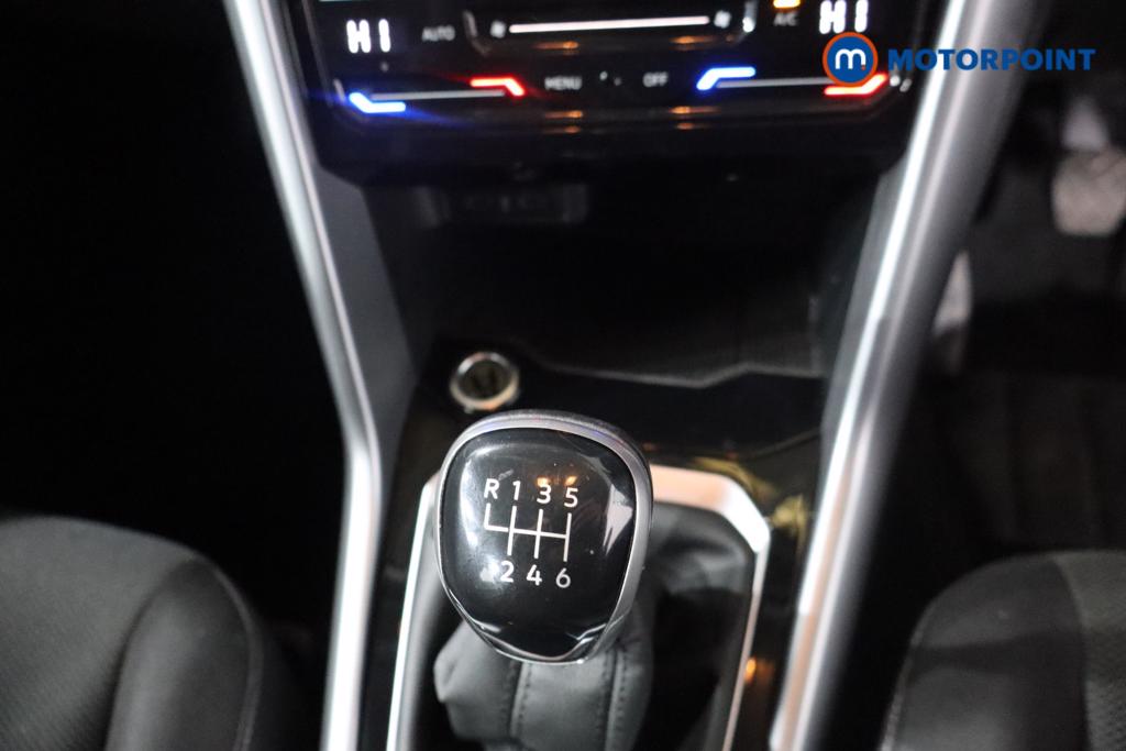 Used Volkswagen T-Roc for sale - 77886317: Photo 25