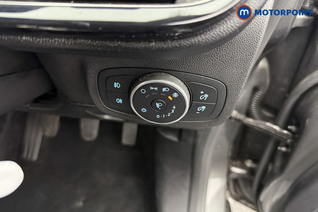 Used Ford Fiesta 2019 for sale - 76568900: Photo 15