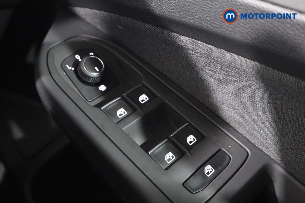 Used Volkswagen Golf 2024 for sale - 77543331: Photo 17