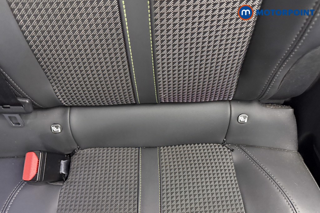 Used Peugeot 2008 2021 for sale - 76933670: Photo 32