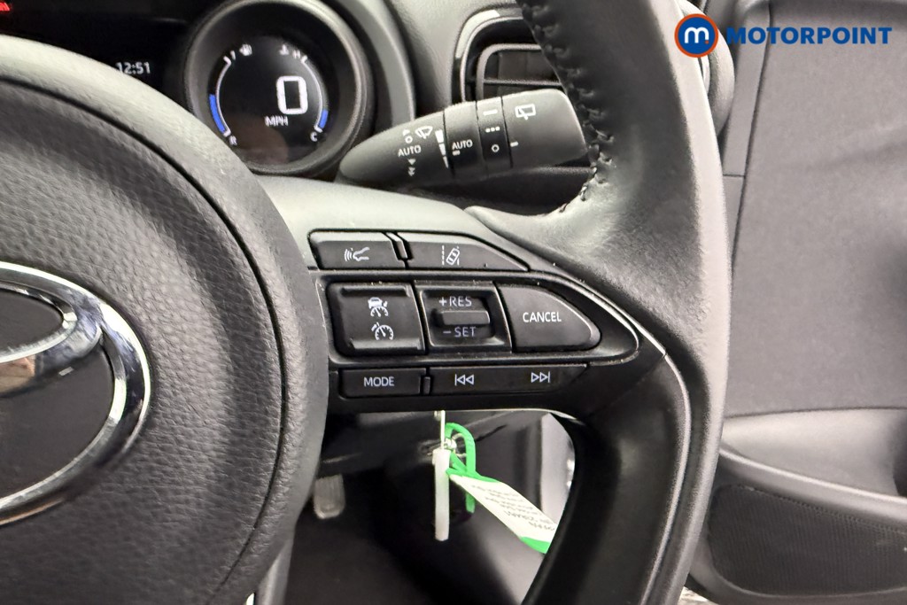 Used Toyota Yaris 2022 for sale - 76352762: Photo 22